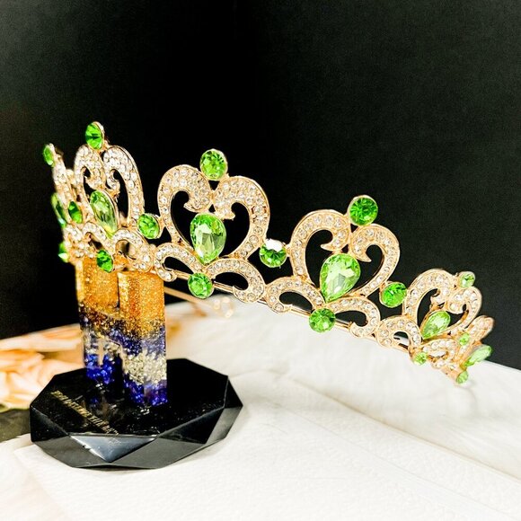 Green Rhinestone Tiara, Girl's Gold tiara, Heart shape tiara, Princess tiara - Picture 5 of 9